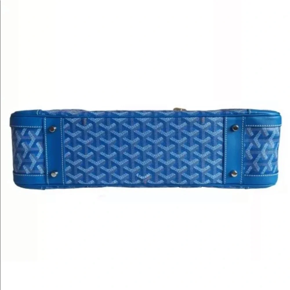 Auth Goyard Ambassede MM in **Rare** Light Blue - Picture 4 of 12